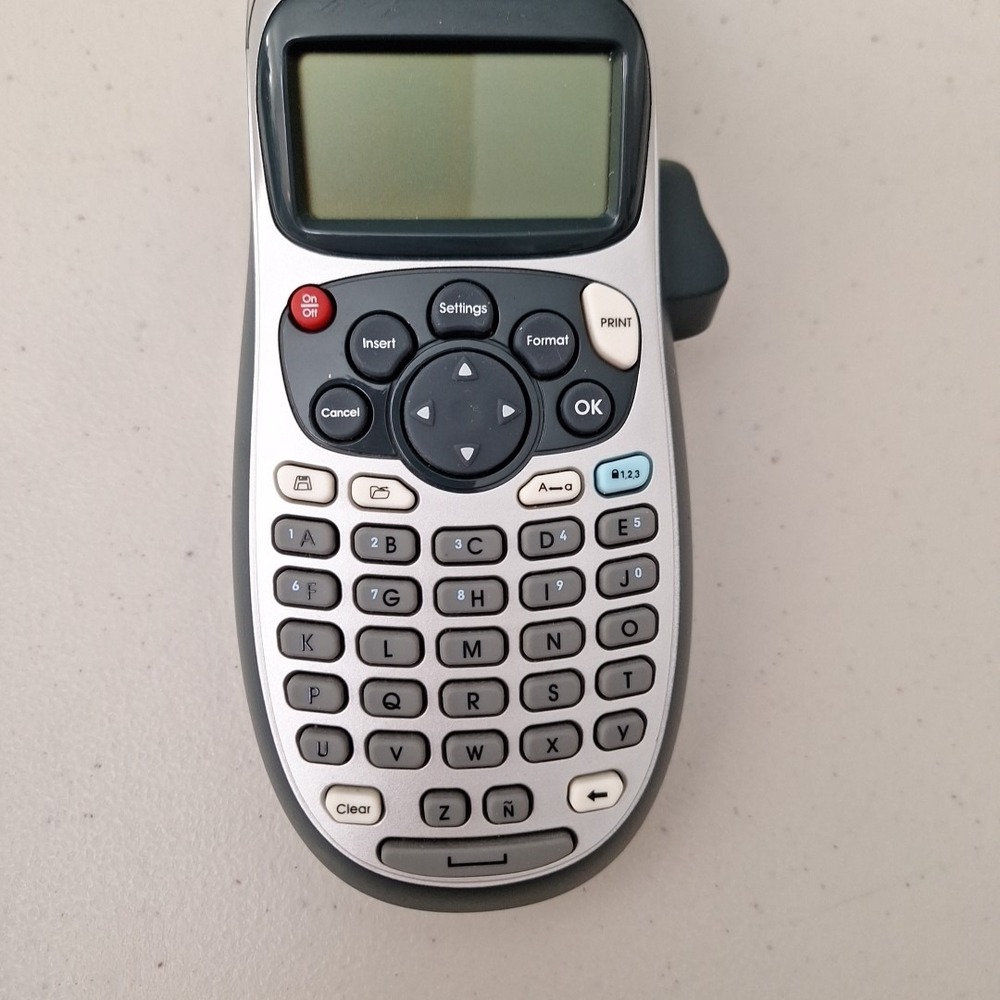 Dymo LetraTag Label Maker Handheld Electronic Printer Keyboard Portable TESTED - Picture 5 of 11